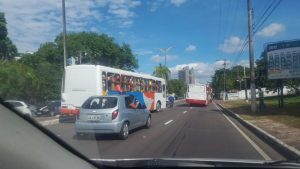 Imagem da notícia - Detran-AM intensifica operação Lei Seca e apreende dez ônibus irregulares