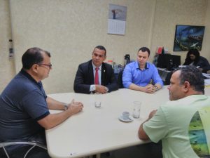 Imagem da notícia - Rodoviários apoiam fiscalização do Detran-AM e dizem que são obrigados a dirigir ônibus sem freio e pneus carecas
