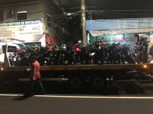 Imagem da notícia - Detran-AM autua quase 300 motoristas e recolhe até Camaro por irregularidades nas zonas centro-sul e leste