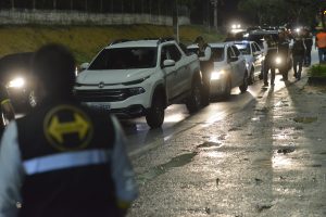 Imagem da notícia - Detran-AM flagra 17 motoristas dirigindo embriagados e aplica 367 multas durante os festejos de fim de ano
