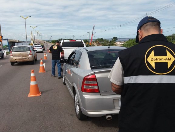 Fiscalização de trânsito na ponte Rio Negro termina com 