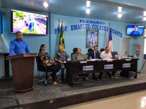 Imagem da notícia - ﻿D﻿e﻿t﻿r﻿a﻿n﻿-﻿A﻿M﻿ ﻿d﻿i﻿s﻿c﻿u﻿t﻿e﻿ ﻿a﻿ç﻿õ﻿e﻿s﻿ ﻿d﻿e﻿ ﻿s﻿e﻿g﻿u﻿r﻿a﻿n﻿ç﻿a﻿ ﻿n﻿o﻿ ﻿t﻿r﻿â﻿n﻿s﻿i﻿t﻿o﻿ ﻿e﻿m﻿ ﻿a﻿u﻿d﻿i﻿ê﻿n﻿c﻿i﻿a﻿ ﻿p﻿ú﻿b﻿l﻿i﻿c﻿a﻿ ﻿e﻿m﻿ ﻿M﻿a﻿n﻿i﻿c﻿o﻿r﻿é﻿