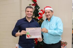 Imagem da notícia - Servidores do Detran Amazonas entregam presentes para campanha ‘Papai Noel dos Correios’
