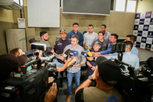 Imagem da notícia - Detran-AM e Polícia Militar atuam no combate aos “rolezinhos” e removem 141 motocicletas em estado irregular