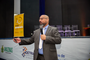 Imagem da notícia - Maio Amarelo: Detran Amazonas promove palestra com convidado nacional e mesa redonda com membros do Pnatrans