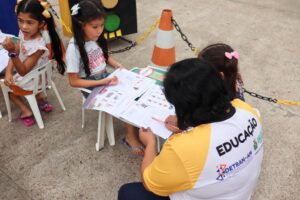 Imagem da notícia - Detran-AM participa de exposição da Polícia Rodoviária Federal na Ponta Negra