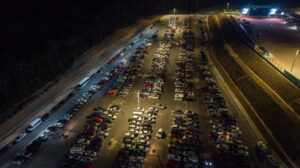 Imagem da notícia - Detran, PRF e IMMU atuam para garantir fluidez do trânsito no entorno da 45ª Expoagro