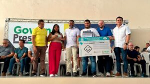 Imagem da notícia - Governo Presente: Detran-AM entrega 50 CNHs Sociais e 54 certificados de conclusão de cursos