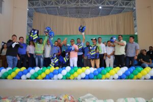 Imagem da notícia - Detran-AM entrega 30 kits de segurança para mototaxistas no município de Lábrea