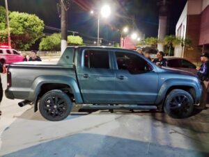 Imagem da notícia - Detran-AM remove dois carros envolvidos em ‘racha’ na zona oeste de Manaus