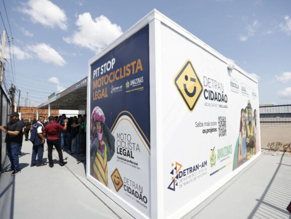 Governador Wilson Lima entrega primeiro Pit Stop do Motociclista Legal em Manaus